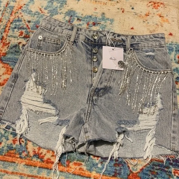 adika fringe shorts - Picture 2 of 3